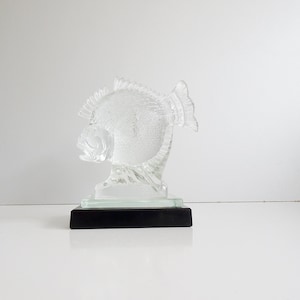 Fish-shaped glass sculpture by Ferjac France, Art Deco glass art