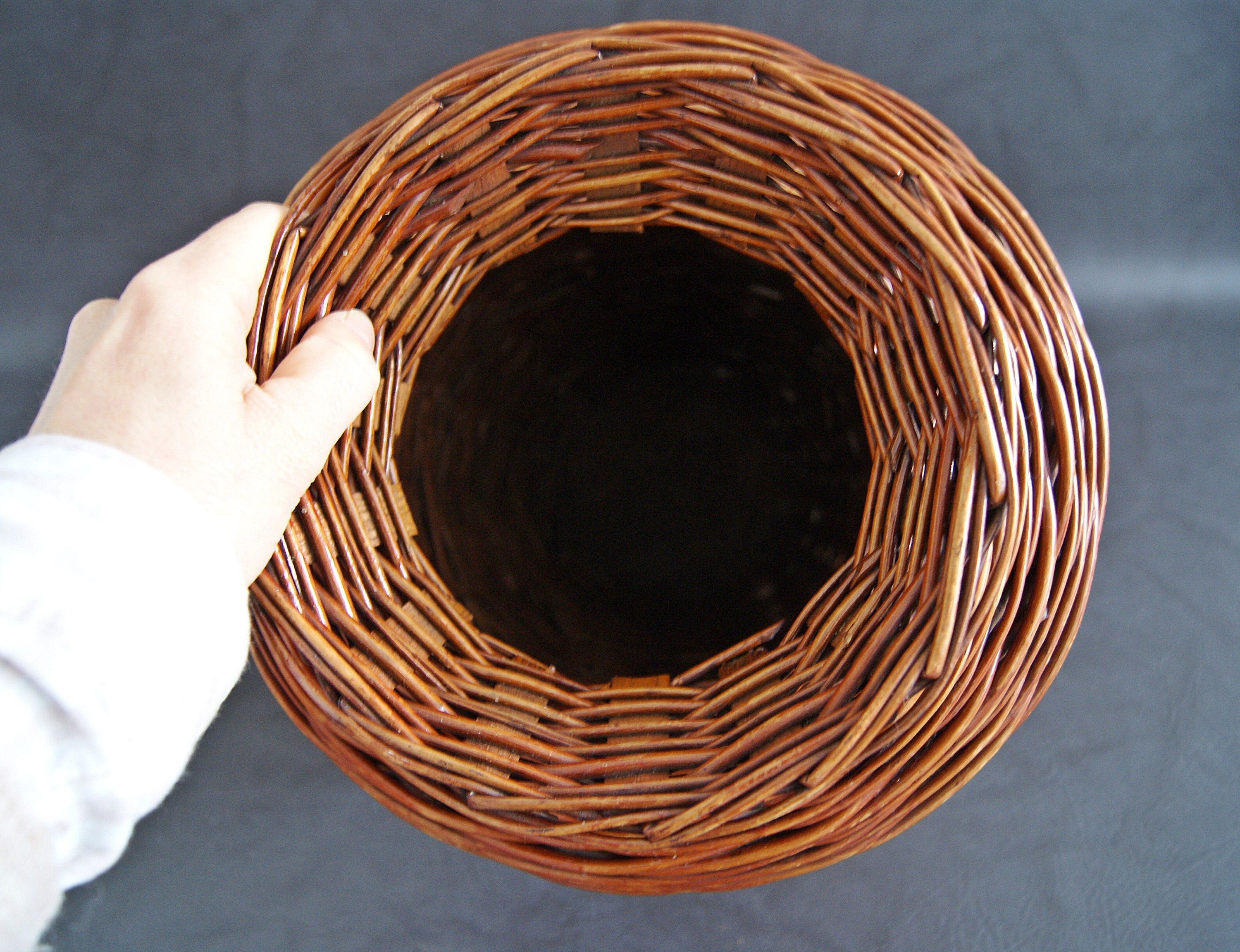 Large rattan vase with insert, willow braid floor vase, basket vase