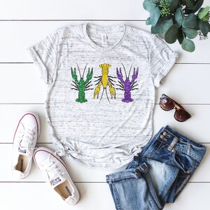 Mardi Gras Shirt / Women&#39;s Mardi Gras Shirt / Mardi Gras Crawfish Shirt / NOLA Shirt / New Orleans Shirt / Parade