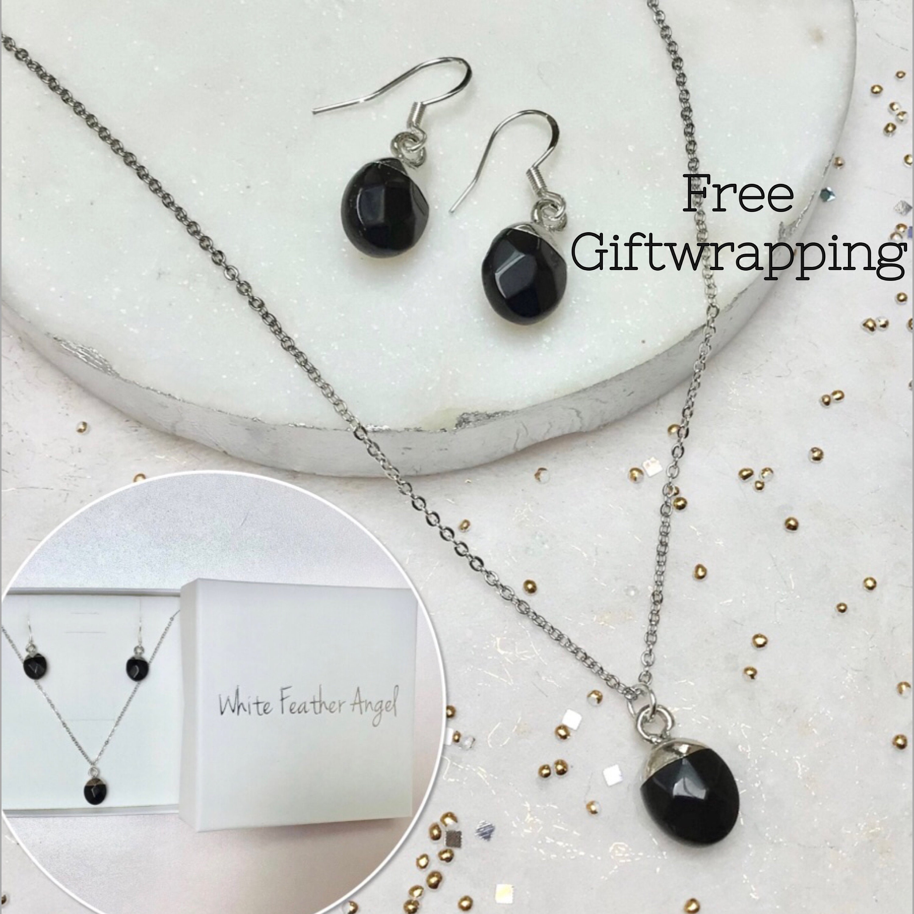 Black onyx necklace and outlet earring set