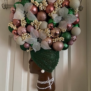 Pink and Green Queen Wreath, AKA Sorority Door Decor, Alpha Kappa Alpha Gift,  Pink and Green Sorority Gift, Soror Gift, Home Decor All Year