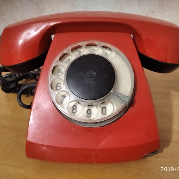 Vintage phone TAN red color. Desk phone. rotary phone. Disk phone. Vintage phone USSR. Red phone. Vintage phone TAN red color