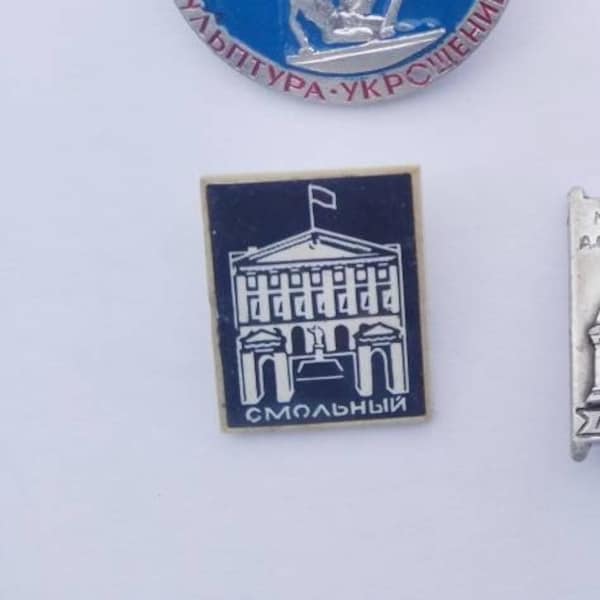 Soviet Leningrad badges, USSR pins about Leningrad city, Leningrad badges, old ussr pins