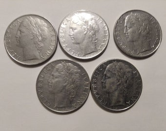 Italian coin 100 lire