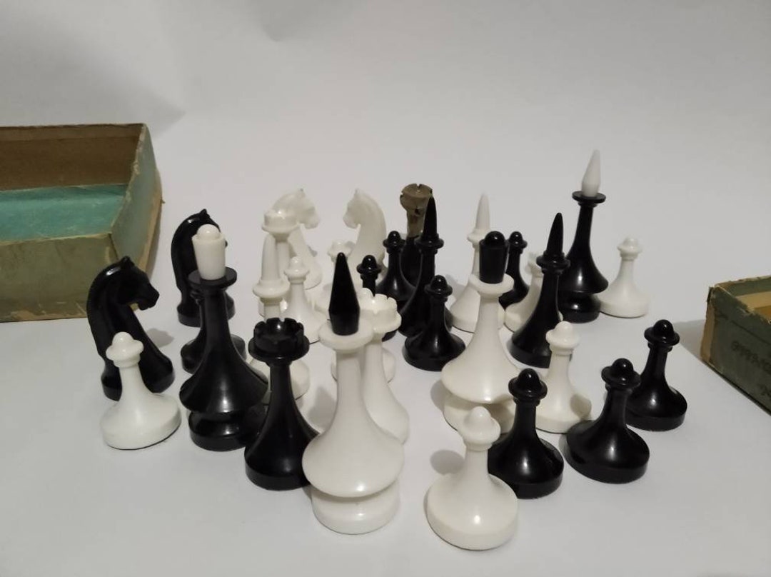 Soviet Souvenir Chess Set Etsy Soviet Souvenir Chess Set Etsy