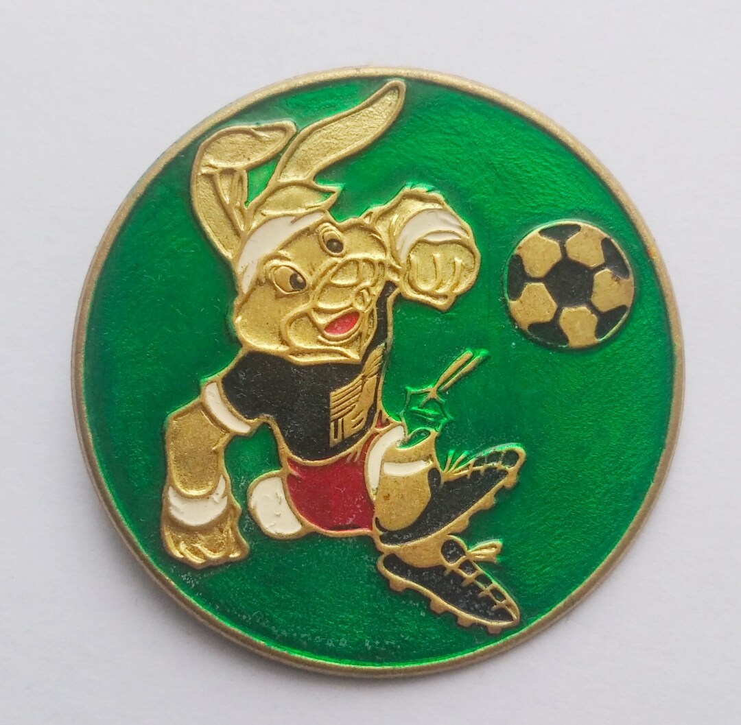 Ukrainian Football Badge With Rabbit, Ukrainian Round Green Badge With ...