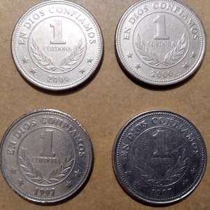 Vintage Nicaraguan Coin 1 Cordobas