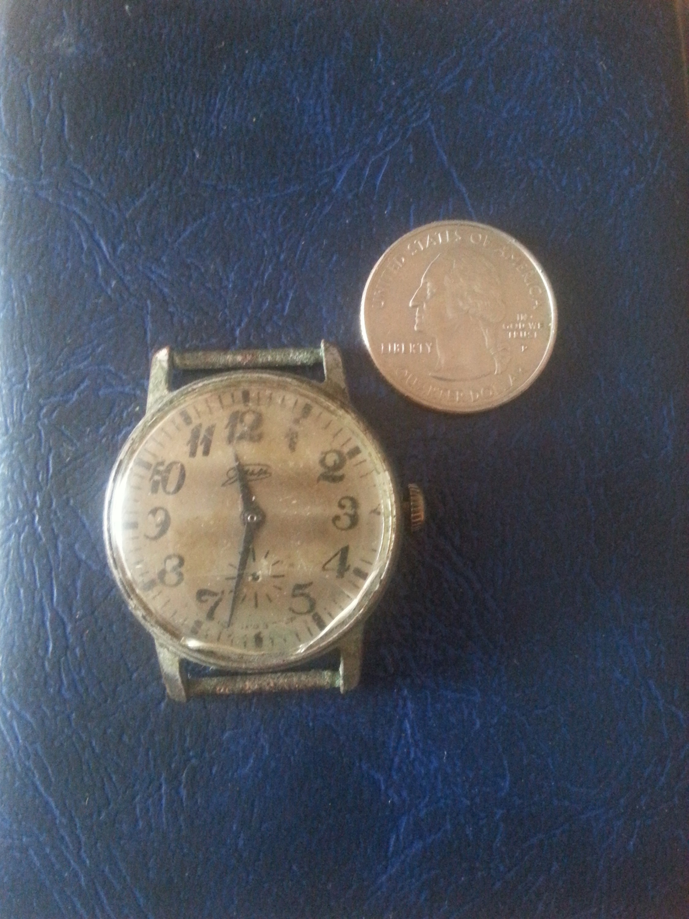 Montre Russe Soviétique ZIM Des Années 1980 - Modèle Rare 2603, Mécanique, Bracelet Neuf
