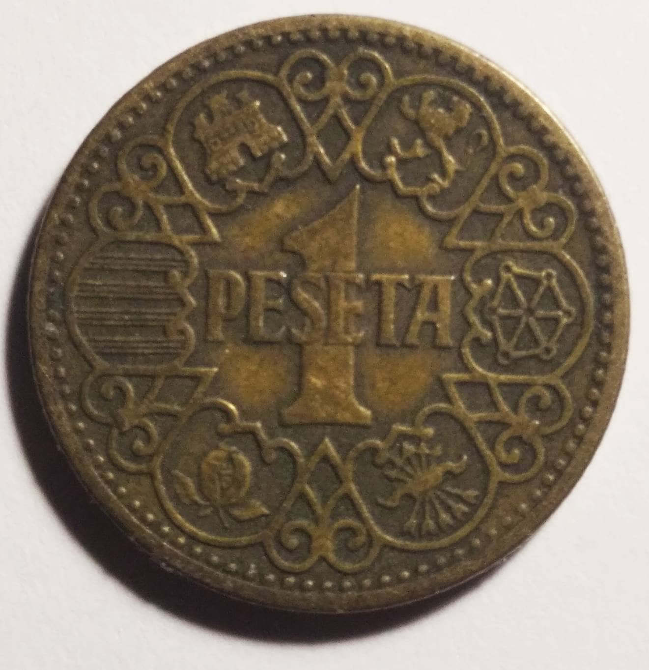 未使用　アンドラ大公国　1936年　茶色1ペセタ　P-6 1 peseta 1947 - Etsy 日本