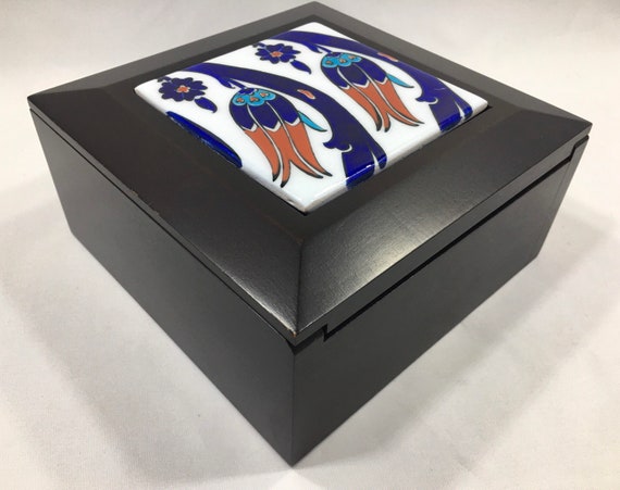 IZNIK JEWELRY BOX w/ Hand Painted Lotus Palmetto … - image 3