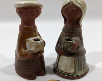 UCTCI GEMPO JAPAN Man & Woman Redware Weed/Bud Vase Couple ~ Beige/Brown Drip Glazed Terracotta Pottery Figurines ~60's Vintage Collectibles