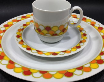 GEORGES BRIARD CAROUSEL Replacement Set of Dinner Plate, Bread Plate & Flat Cup ~Japanese Fine China w/ Red, Yellow, Orange Scalloped Border