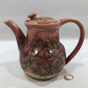 Signed MATTHEW BLAKELY Mottled Stoneware Teapot w/ Off-Set Lid Knob ~ Pink-Coral/Green Spongeware Style Pottery ~Retro Mod Country Farmhouse