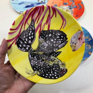 Anthropologie 'Under the Sea' MELAMINE COCKTAIL PLATES 6" Set of 4 ~ Multicolor Beach Ocean Canapé Dishes w/ Pufferfish, Octopus & Whales zdjęcie 2