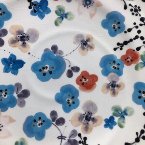 Anthropologie ISIDRE CERAMIC PLATES Set of 2 ~ Purple/Blue/Red Floral Side Dishes w/ Black Border Accents ~Discontinued Summertime Tableware image 7