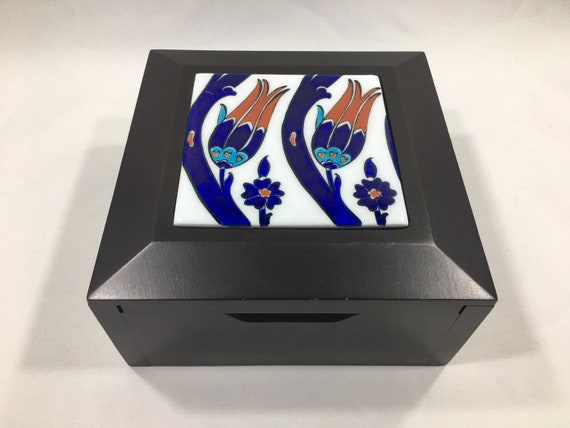 IZNIK JEWELRY BOX w/ Hand Painted Lotus Palmetto … - image 2