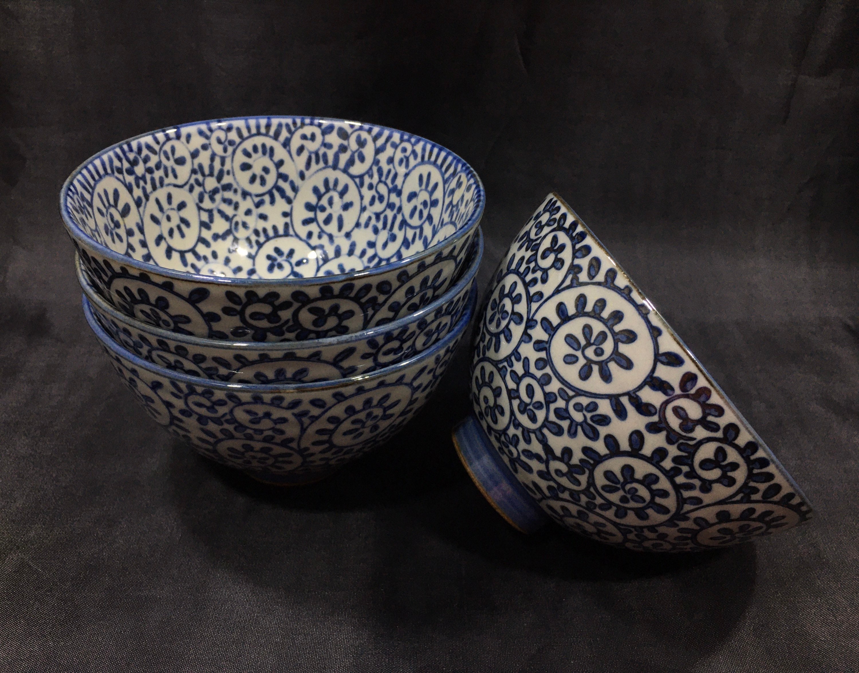 petit bol à riz japonais en céramique, TAKOKARAKUSA motifs bleus