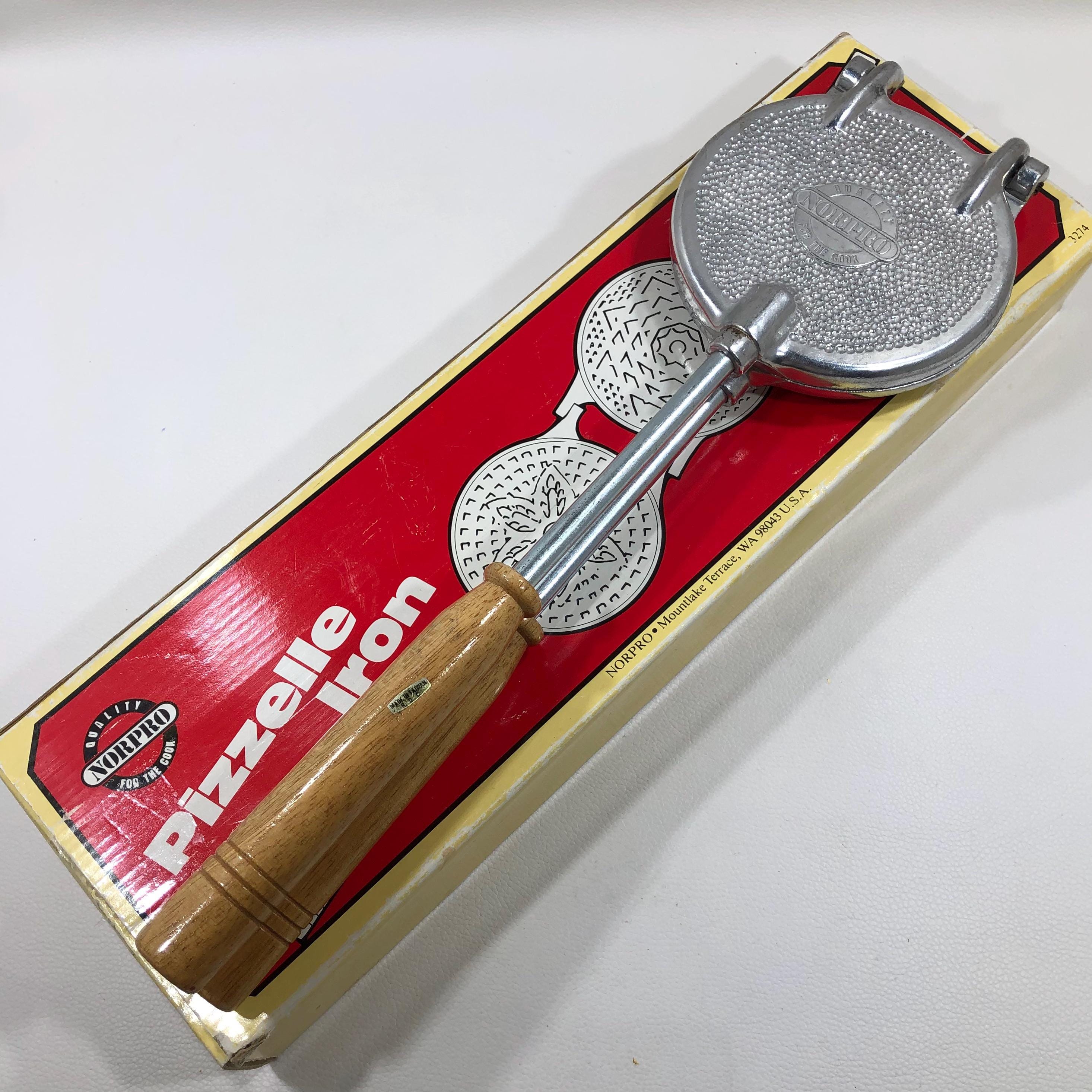 NORPRO PIZZELLE IRON Hand Held Italian Cookie Waffle Maker in Box ~ Stovetop Crêpe/Krumkake Press w/ Star/Flower Pattern & Wooden Handles