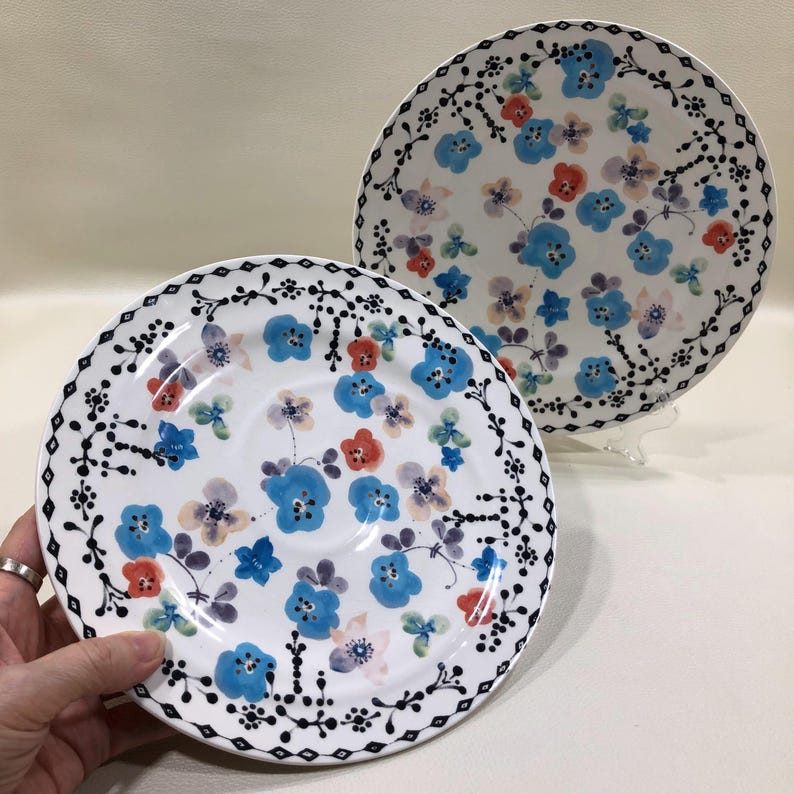 Anthropologie ISIDRE CERAMIC PLATES Set of 2 ~ Purple/Blue/Red Floral Side Dishes w/ Black Border Accents ~Discontinued Summertime Tableware image 1