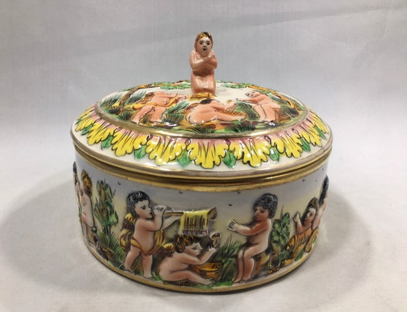 Antique CAPODIMONTE PUTTI CHERUB Jewelry/powder Box W/ Lid ~ White