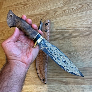 REAL DAMASCUS Bowie Knife Walnut & Ebony Wood Handle -150 Layers- Blacksmith Made Hunting Knife - Damascus Steel Knife - Camping Knife No:38