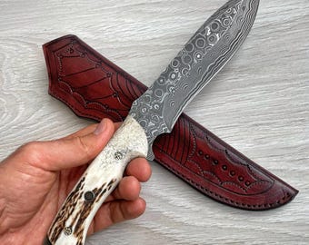 REAL DAMASCUS Hunting Knife – Stag Horn Handle – 150 Layers – Full Tang Camping / Survival Knife – Leather Sheath – No:34