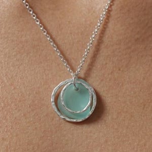 Echte Seeglas Halskette, Strand Glas Halskette Individuelles Geschenk, Kreis Halskette, Seeglas Schmuck, Hochzeitskette, Brautjungfer Schmuck