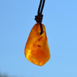 cognac clear amber amulet, raw untreated Baltic amber stone, bernstein kette, gift for men or women