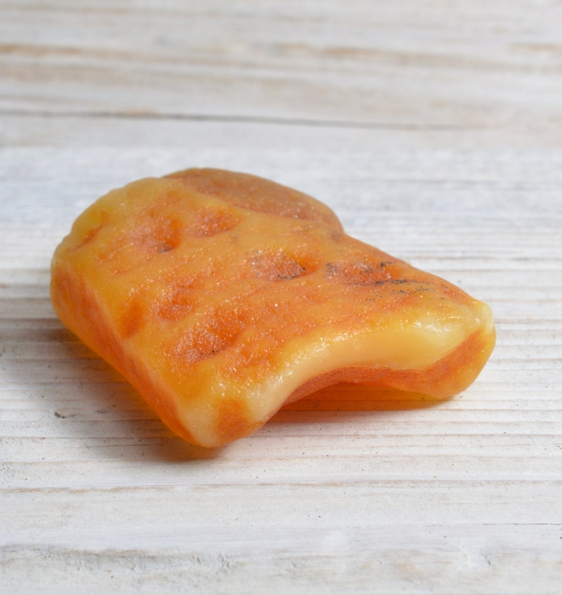 Raw Baltic amber piece amber for pendant necklace 13.1 grams unpolished amber stone