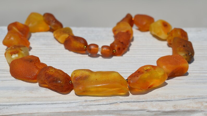 healing jewelry rohbernstein kette gift idea for woman Raw Baltic amber necklace amber necklace for migraines