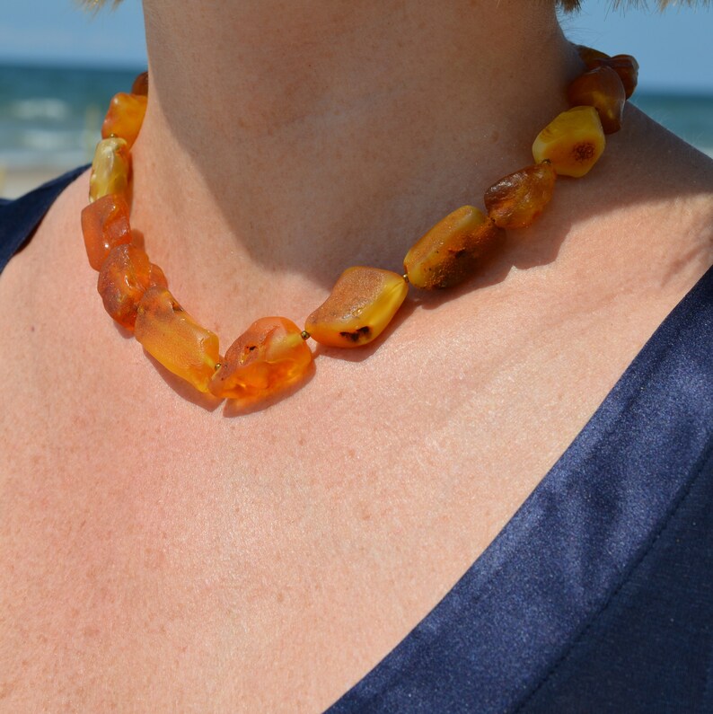 healing jewelry rohbernstein kette gift idea for woman Raw Baltic amber necklace amber necklace for migraines