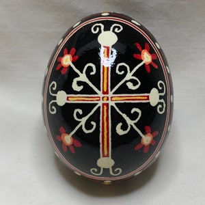 Pisanka made with Chicken egg.