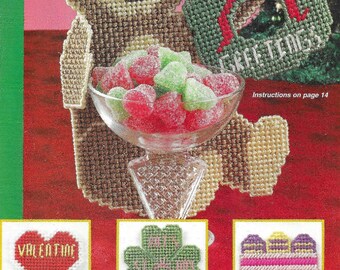 Teddy Bear Holiday Plastic canvas pattern PDF