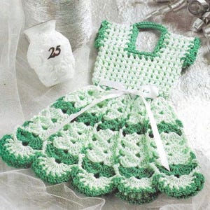 white christmas dresses Premium Vintage Potholders