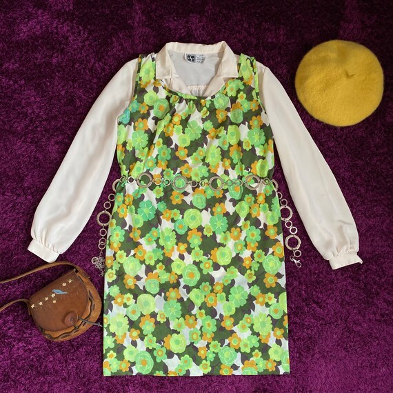 Groovy ‘n’ Green Floral Mini Dress