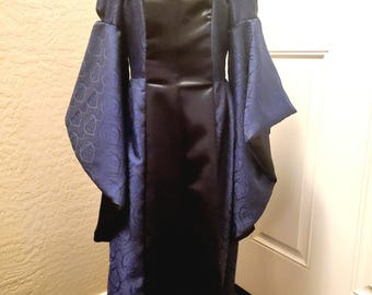 Girls renaissance/ medieval dress size 7-8