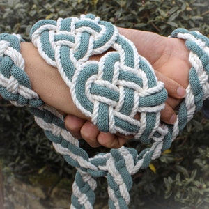 Handvast koord - 'Hearts Entwined' natuurlijke tinten van duurzaam katoen - Custom Celtic Heart Love Knot bruiloft handbindkoord/lint/touw