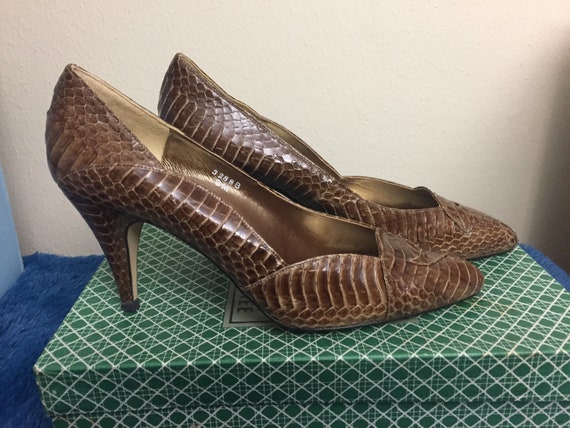 1980s J. Renee womans high heels, snakeskin shoes… - image 1