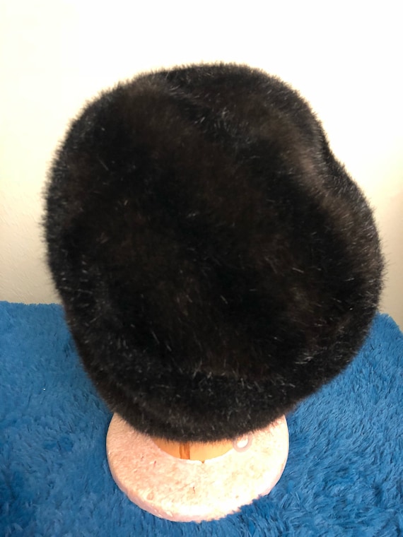 1980s womans formal winter hat, faux fur - image 3