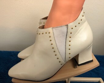1990s stefani, womans booties, size 8.5m, brand new