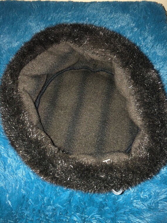 1980s womans formal winter hat, faux fur - image 5