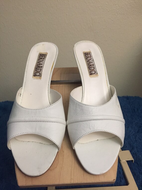 1970s bernardo womans sandals, size 8m, brand new - image 2