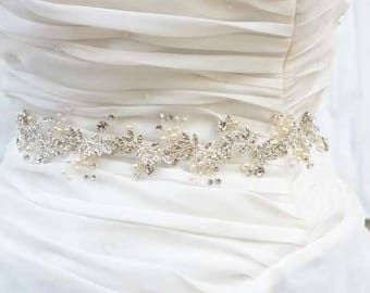 Weeding Bridal Vine Delicate Flower Sash, Vine Sash Belt , sash Belt . Bridal Boho sash belt, Crystal sash belt , Pearl sash belt