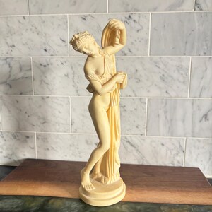 Santini Sculpture - Etsy Canada