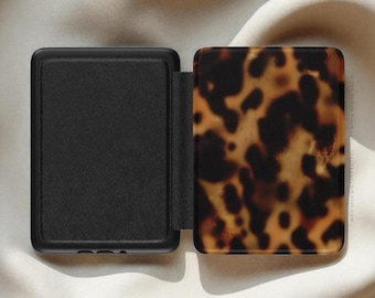 Tortoise Shell Print Kindle Case - Saffiano Leather Cover For 11th Gen, Paperwhite 11th & 12th Gen (6", 6.8", 7") and Colorsoft