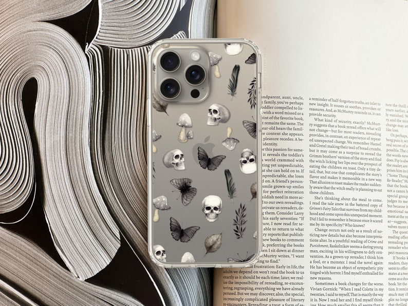 Halloween Grunge Skull Clear Phone Case With Curio Cabinet Aesthetic Design For iPhone 15 14 13 12 XR 7 8 SE 2022 S24 Witch Phone Case image 2