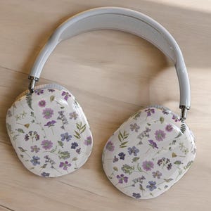 Pressed Flower Print AirPods Max Case – Floral Protective Hard Cover for Apple Headphones, Botanical Aesthetic AirPods Max Accessories