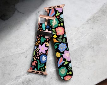 Chunky Retro Flowers Apple Watch Band - Fits All iWatch Series Sizes 38 40 41 42 44 45 46 49 mm - Vegan Leather Strap With Design For Women