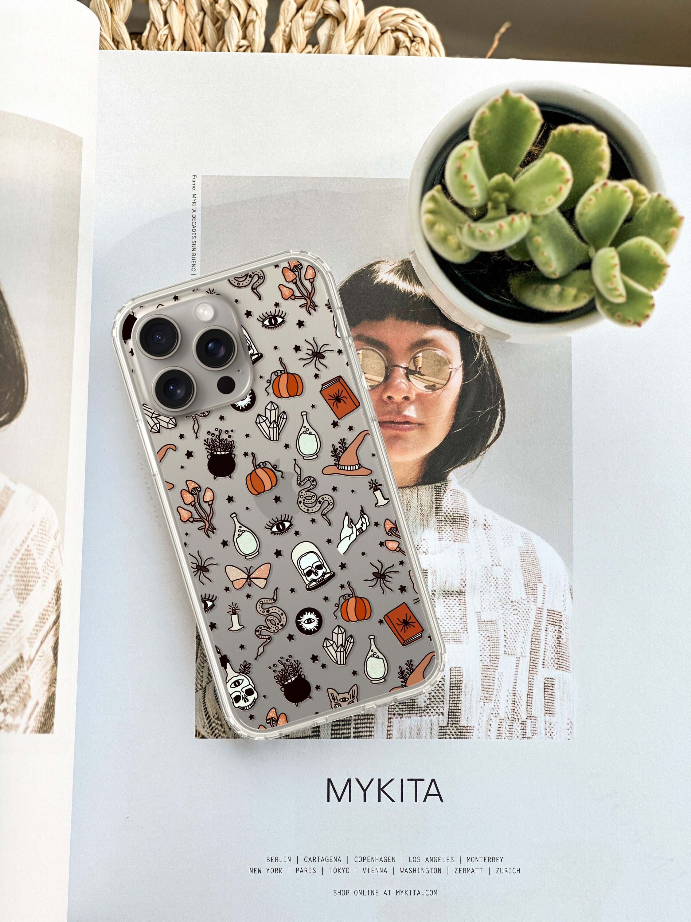 Halloween Doodles Case For iPhone 16 15 14 13 Pro Max 12 Mini XR 7 8 SE Galaxy S25 Ultra Clear Cover With Spooky Witchy Design MagSafe