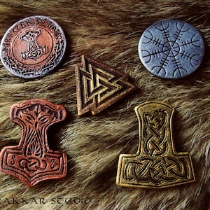 Juego de 5 imanes para la nevera. Símbolos de la mitología nórdica